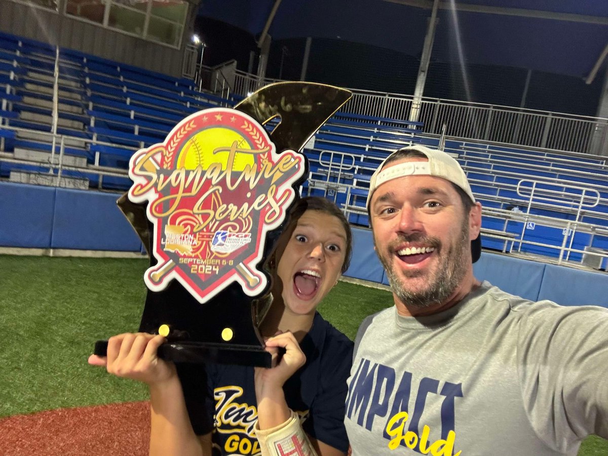 Ella McConnell tweet media