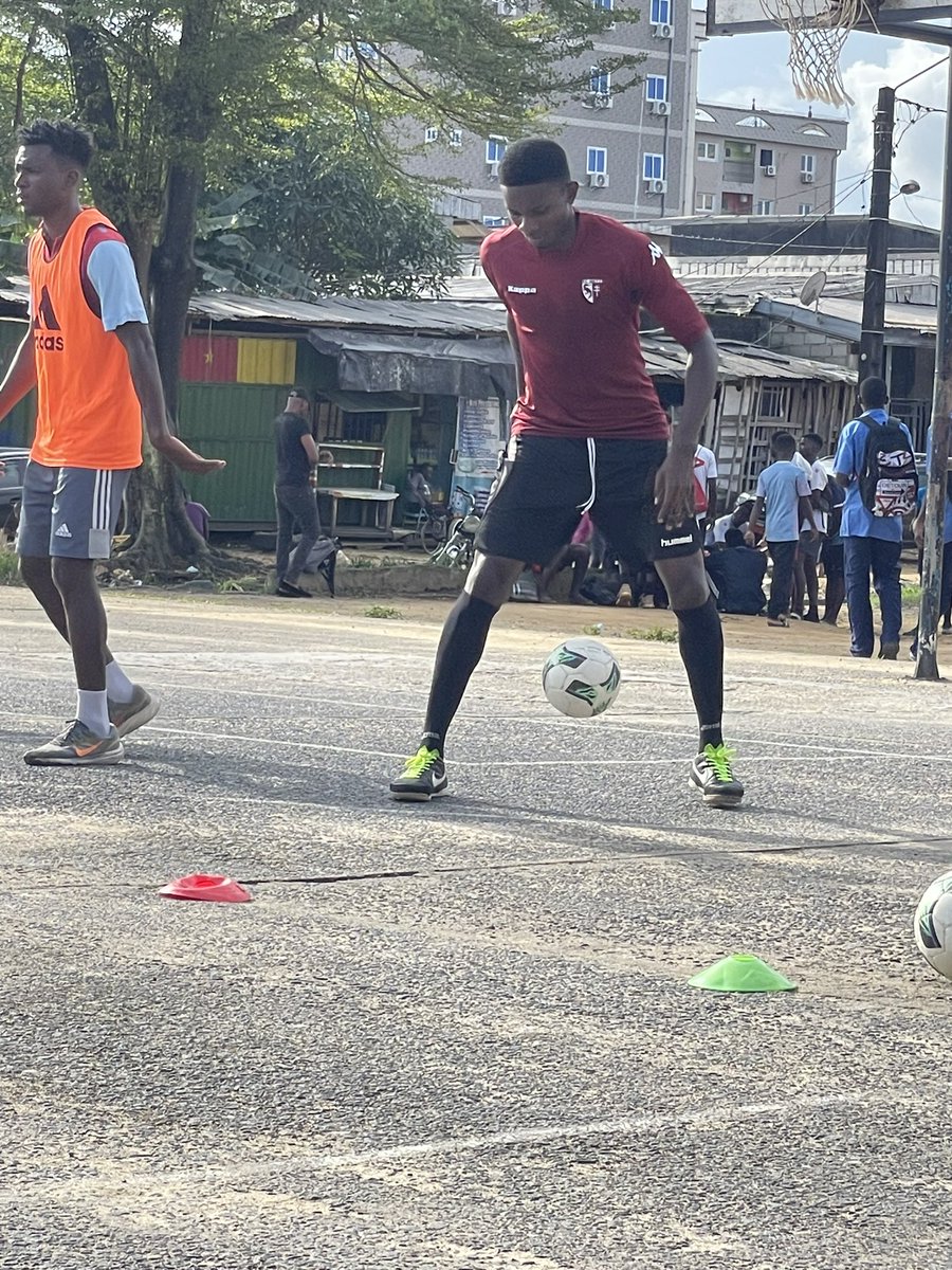 alicia_mouelle's tweet image. L’équipe Nationale de Maracana du Cameroun  a entamé son stage bloqué en vue de la préparation de la #Maramonde Abidjan 2024. Les 18 présélectionnés sont à pieds d’œuvre pour se donner la possibilité de remporter cette #PremièreEdition qui se déroule du 25 septembre au 7 octobre