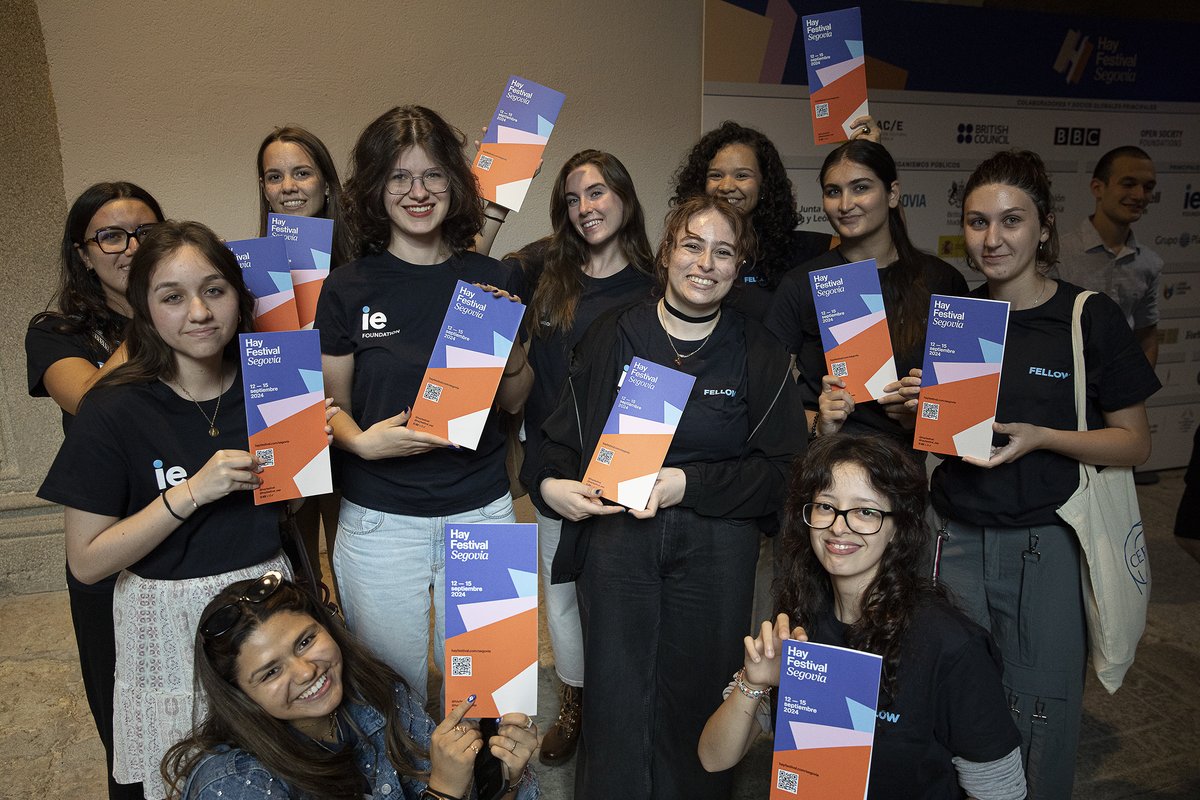 Hay Festival tweet media