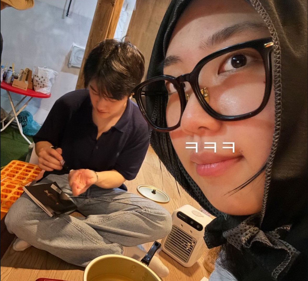 [📸] 240914 selfie with Kyungsoo posted by Youngji 😭

#도경수 #DO (D.O.) #엑소디오 #DOHKYUNGSOO <a href="/companysoosoo_/">Company Soosoo</a>