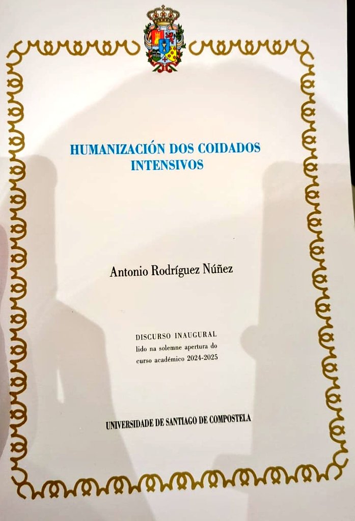 🎓 O profesor da <a href="/UscEnfermeria/">Facultade de Enfermería USC</a> Antonio Rodríguez Núñez leu o discurso inaugural "A Humanización dos Coidados Intensivos" no acto de apertura do curso 2024/2025 da <a href="/UniversidadeUSC/">USC</a>.
Parabéns pola excelente disertación, e moi bo curso a toda a comunidade universitaria!
