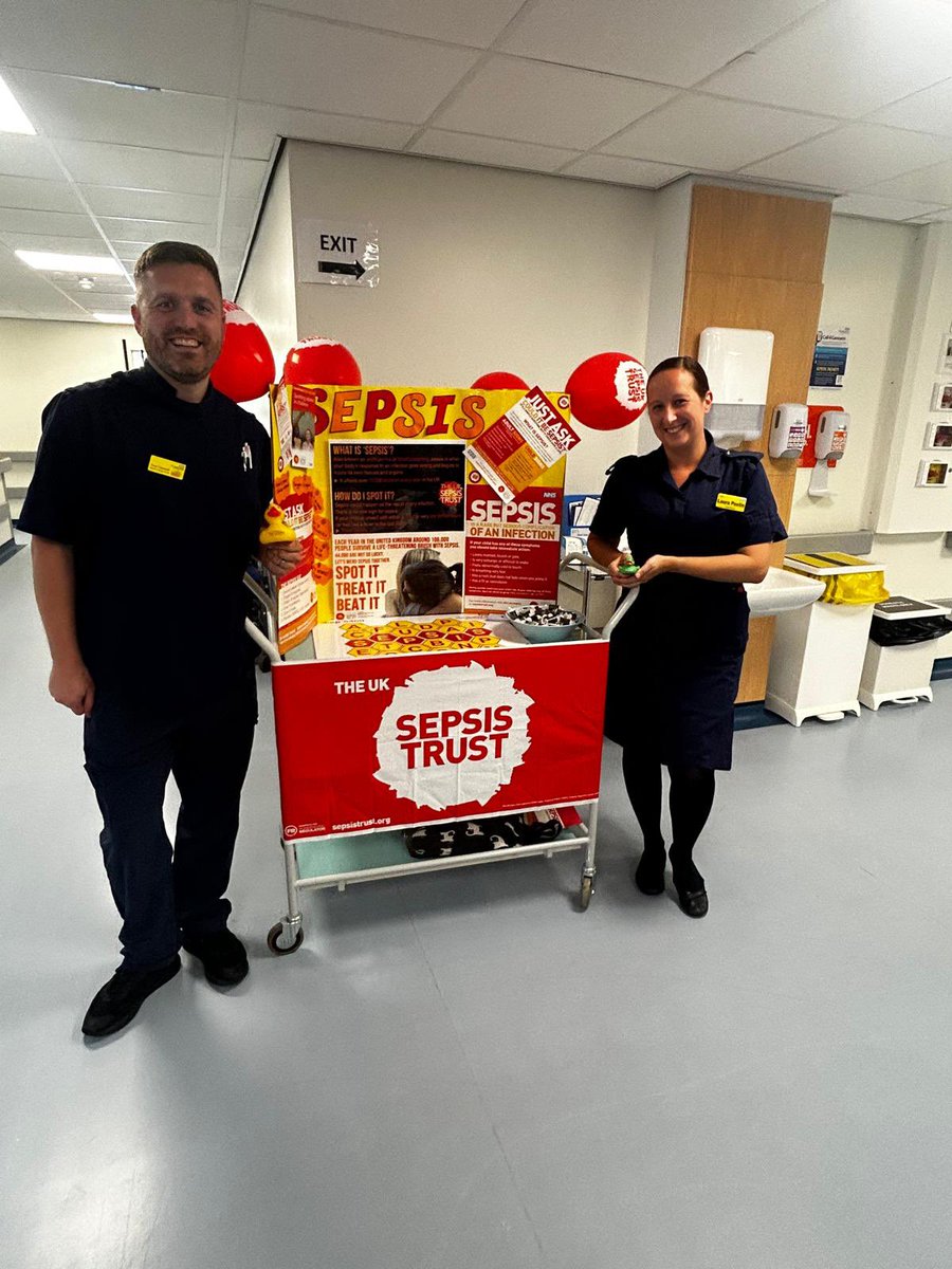 resusdudley's tweet image. @DudleyDiabEndo @DudleyGroupACN @DudleyGroupCEO @MataMorris_SK @themeddirector Great engagement with our #Sepsis blockbuster game on the #TrolleyOfKnowledge on the 4 @acute_amu areas for #WorldSepsisDay @DudleyGroupNHS