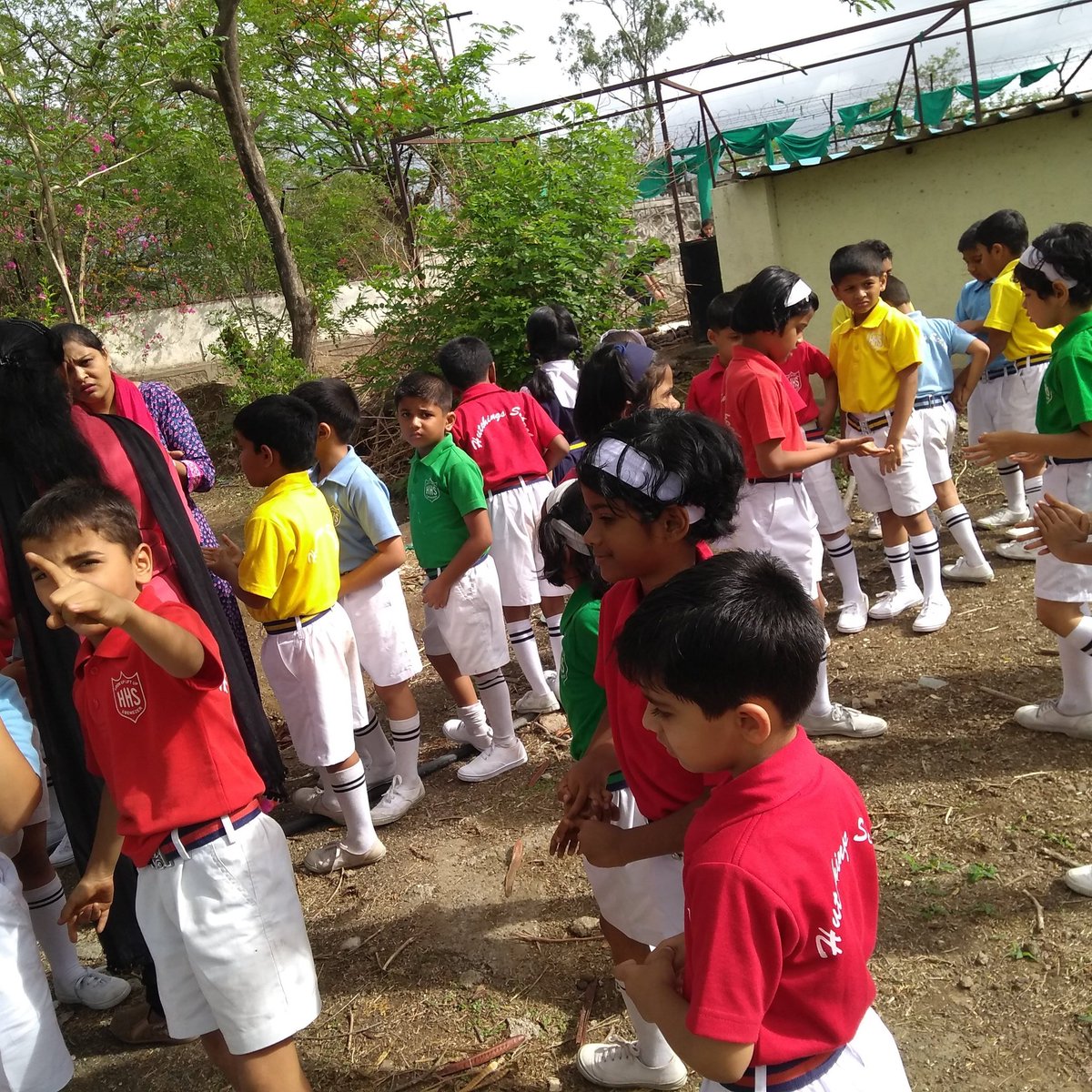 880kumar's tweet image. #Globalproblem   -Climate Change   ka    @Solution is   #Local. By MAKING   many  @ForestsUrban  in our  #Bharatwarsh. @anandvanpune  @PMOIndia    @aajtak   @FollowCII   @NITIAayog   @byadavbjp   @SMungantiwar   @nrp_gowda   @collectorpune1