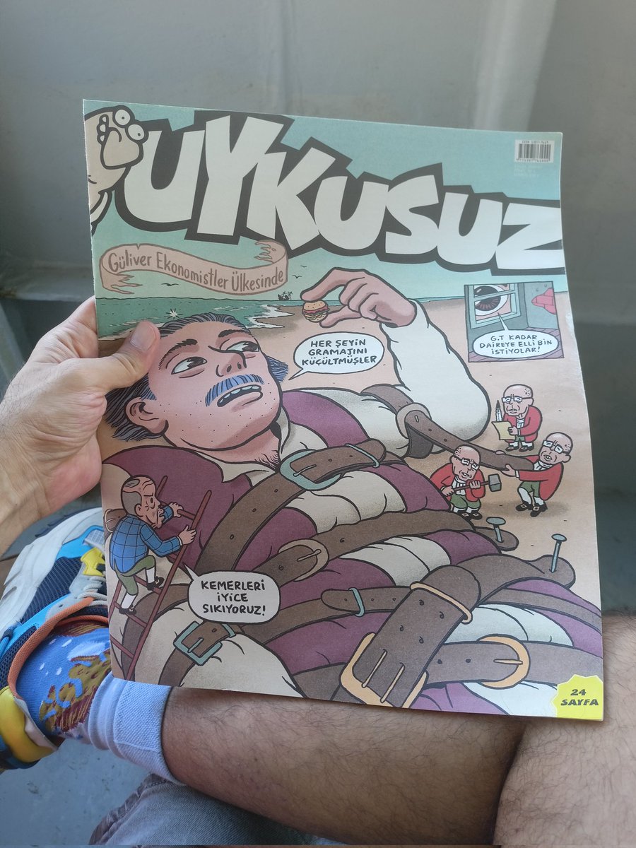 İlaç  gibi aylık @uykusuzdergisi 24 sayfa!!! Bugün  İstanbul'da bayilerde yarın tüm yurtta!! 🌞🫂
Ben aldım siz de alın!