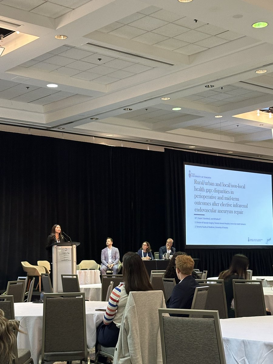 Lisa Vi, PGY2, presenting her work on disparities in health outcomes after EVAR at CSVS 2024!

<a href="/CanadianSVS/">CSVS</a> <a href="/UofTSurgery/">U of T Department of Surgery</a>