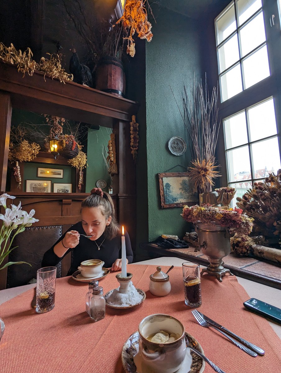 📍Wrocław | Poland 🇵🇱 
A final mini break before the onslaught of 3rd year whilst juggling a growing business 🤪 Absolutely love learning about Wrocław &amp; the country so many of my friends are from! Highly recommend! Now onto #CalledeTimberos for more learning &amp; much dancing! 🇵🇱🇨🇺