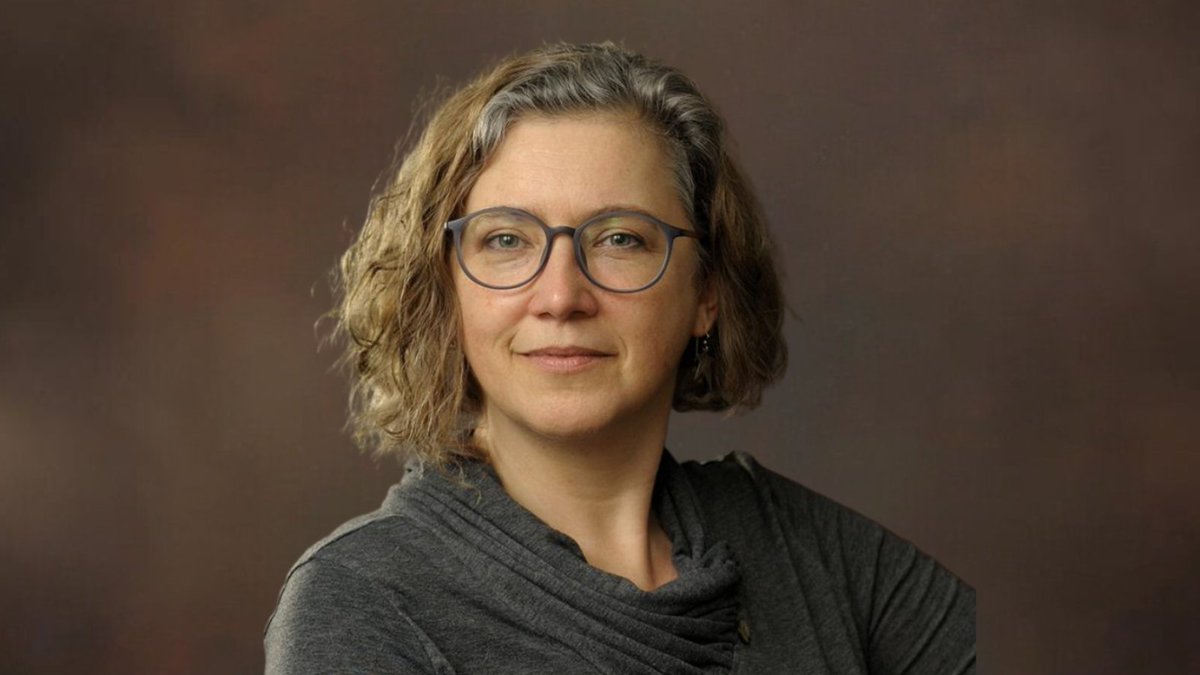 iSchool at Illinois (@ischoolui) on Twitter photo This fall, #iSchoolUI Associate Professor <a href="/KateNarrative/">Kate McDowell (she/her)</a> will present three keynotes, in which she will discuss how data storytelling can be used to strengthen institutions and promote data literacy. ▶️ bit.ly/4gmdh1f This fall, #iSchoolUI Associate Professor <a href="/KateNarrative/">Kate McDowell (she/her)</a> will present three keynotes, in which she will discuss how data storytelling can be used to strengthen institutions and promote data literacy. ▶️ bit.ly/4gmdh1f