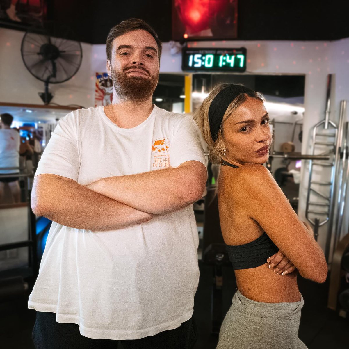 Ibai Llanos entrenando con Bad Gyal