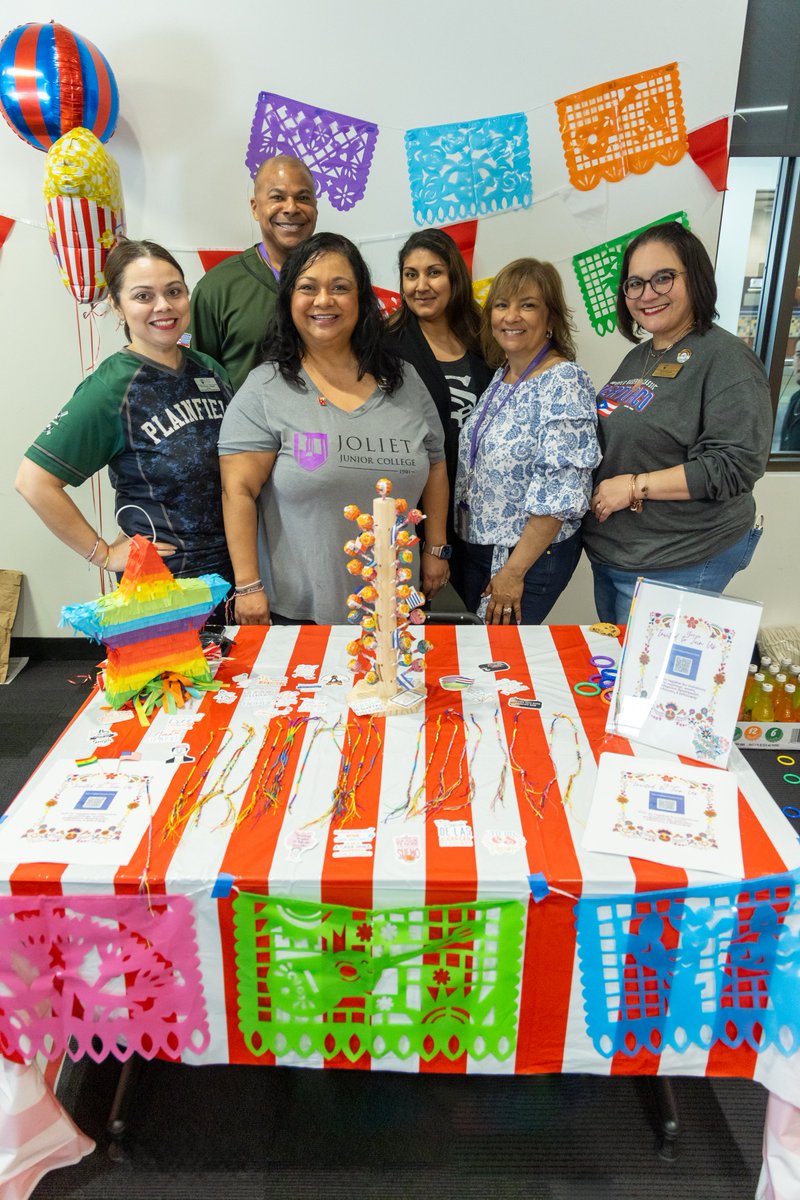 JolietJrCollege's tweet photo. One of the newest ways we're serving our Hispanic and Latinx community is through our Latinx employee resource group, led by champion Dr. Ken Santiago and lead Erica Reyes.
@HACUNews
#HSIsWeek #JJCisCollege https://t.co/0OsJORcBWo
