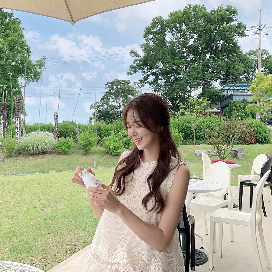 1_daisy1's tweet image. Politics isn&apos;t just about fighting for power 🎯, it&apos;s about paving the way for everyone&apos;s future 📷. Every choice we make determines the world of tomorrow 📷📷#SocialJustice#RightsAndResponsibilities #PolicyAndReform #CivicEngagement #DemocracyAndFreedom4o