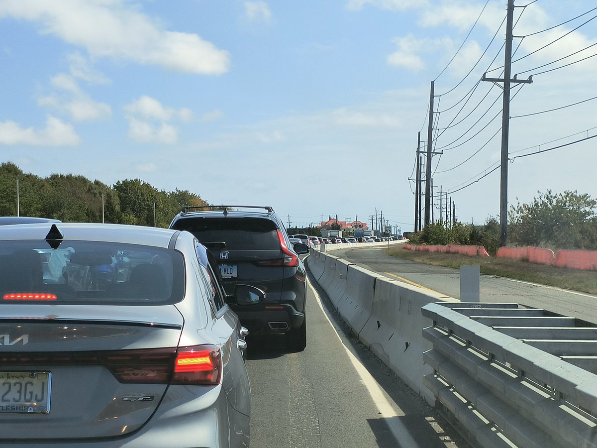 Nice job ship bottom. 20 minute crawl coming on to LBI

A disgrace
<a href="/NewJerseyDOT/">NJDOT</a>