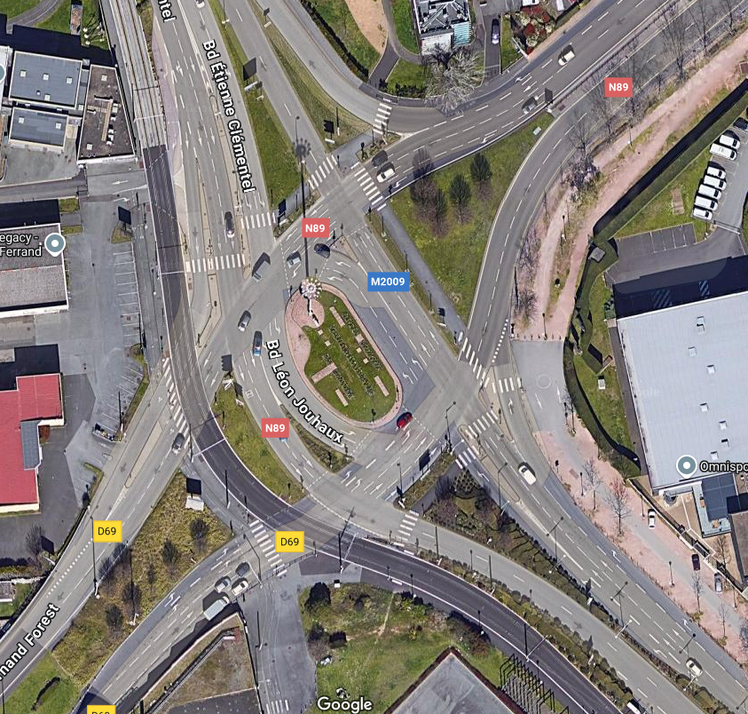 LeLordSandwich's tweet photo. @ClermontFd @InspireClrmnt 
Venez on regarde cette image et on se dit ce qui va pas pendant une ou deux heures ? On devrait pas manquer de trucs à se dire https://t.co/NLFYkpRym2