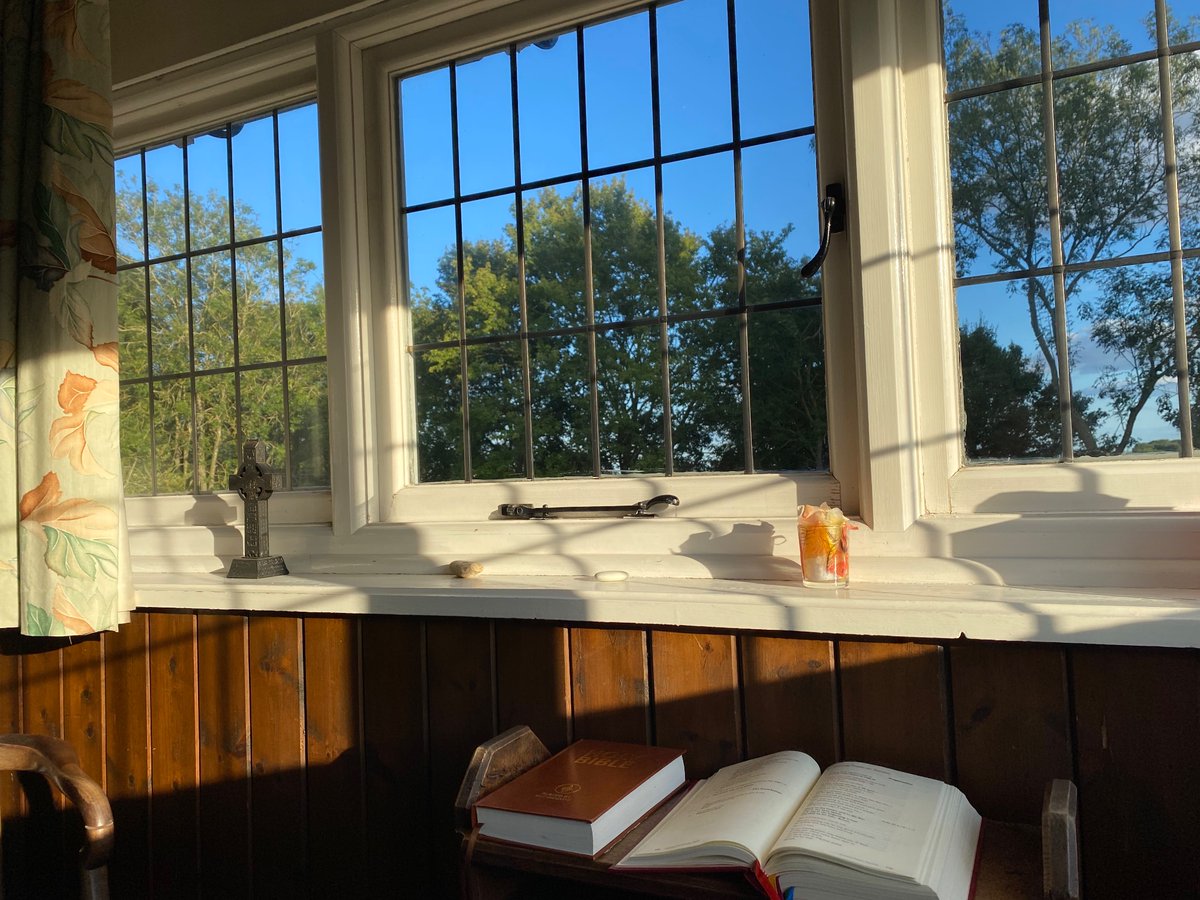 GuestFamily's tweet photo. Praying for the vocations retreat weekend which we are leading @RetreatPleshey - Here I am Lord……. https://t.co/lWcFpOs166