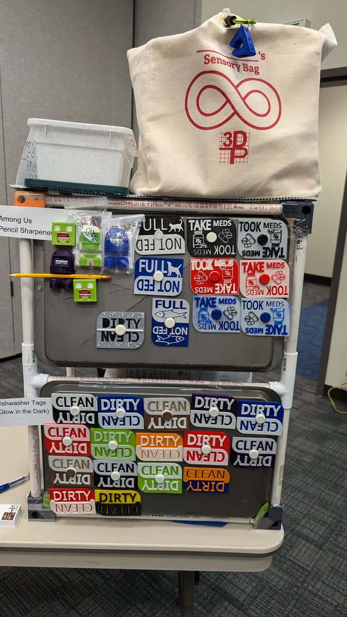 3DFidgets's tweet image. Come on by the table for #3dprinted #fidgets, magnets and teacher PD ..