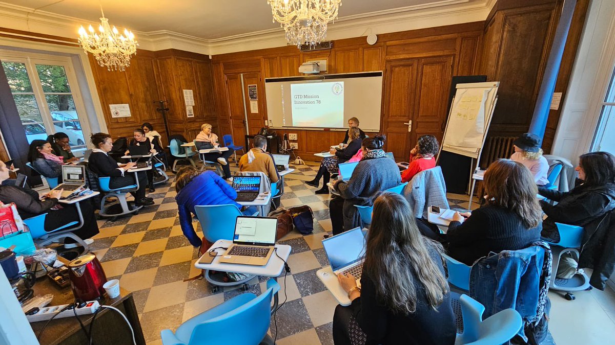 Une superbe matinée de travail avec les membres du GTD de la Mission Innovation 78! Le groupe s’agrandit et s’enrichit de nouveaux membres autour de la neuro éducation, de la classe flexible, des CPS et de la classe dehors! <a href="/MdsTice/">Patricia MANDRAS</a> et @Lala78117