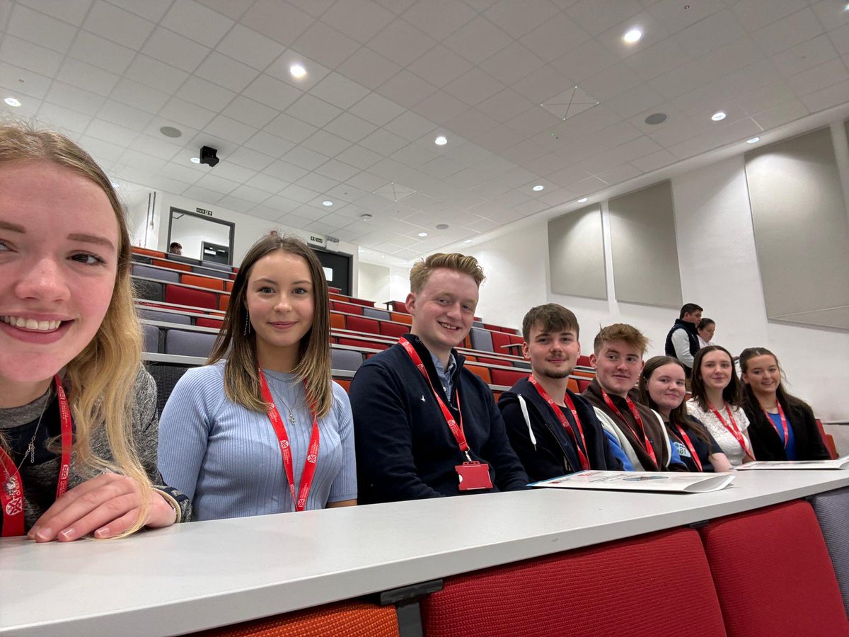 Great to be with <a href="/SSUofNI/">Secondary Students’ Union NI</a> in <a href="/QUBelfast/">Queen's University Belfast 🎓</a> for the launch of the <a href="/Votesat16NI/">Votes at 16 NI</a> campaign! A really interesting day discussing how we can implement Votes at 16 in a way that benefits both young people and society as a whole! #VotesAt16