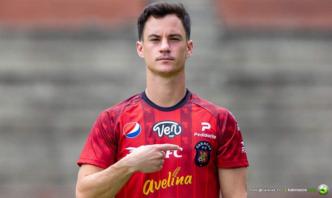 RojoLocoTv's tweet photo. 🚨‼️¡ATENCIÓN!‼️🚨

¡Juanpi Añor vuelve al MÁS GRANDE de Venezuela, al Caracas FC! 💥🤯

¿Qué opinas de este FICHAJAZO? https://t.co/stSBcXfIRM