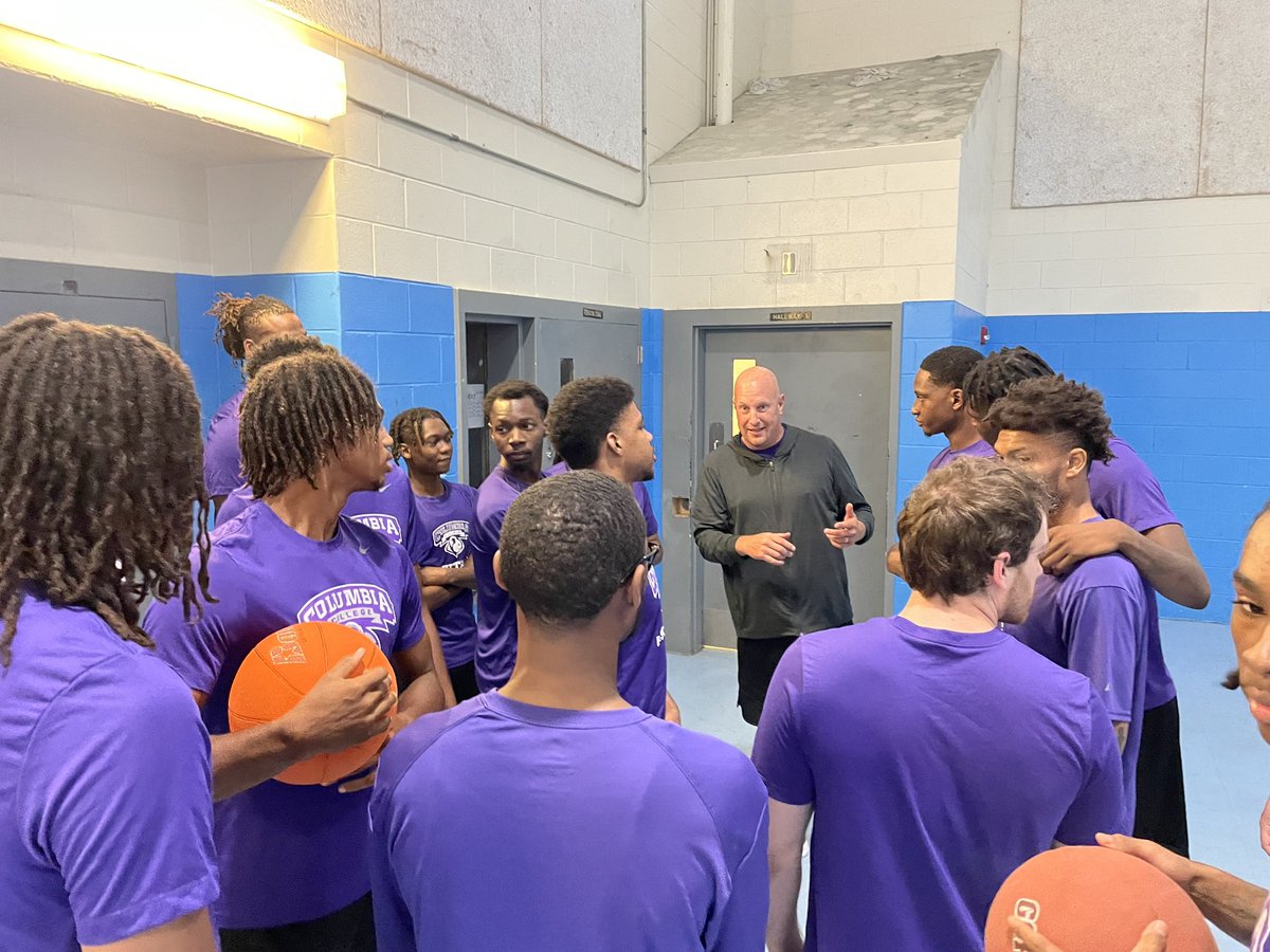 Recently we were fortunate enough to spend some time at <a href="/SCDJJPIO/">SCDJJ</a> !

The team got to share their love of the game of basketball with the facility and we look forward to a future visit! 

#GoKoalas