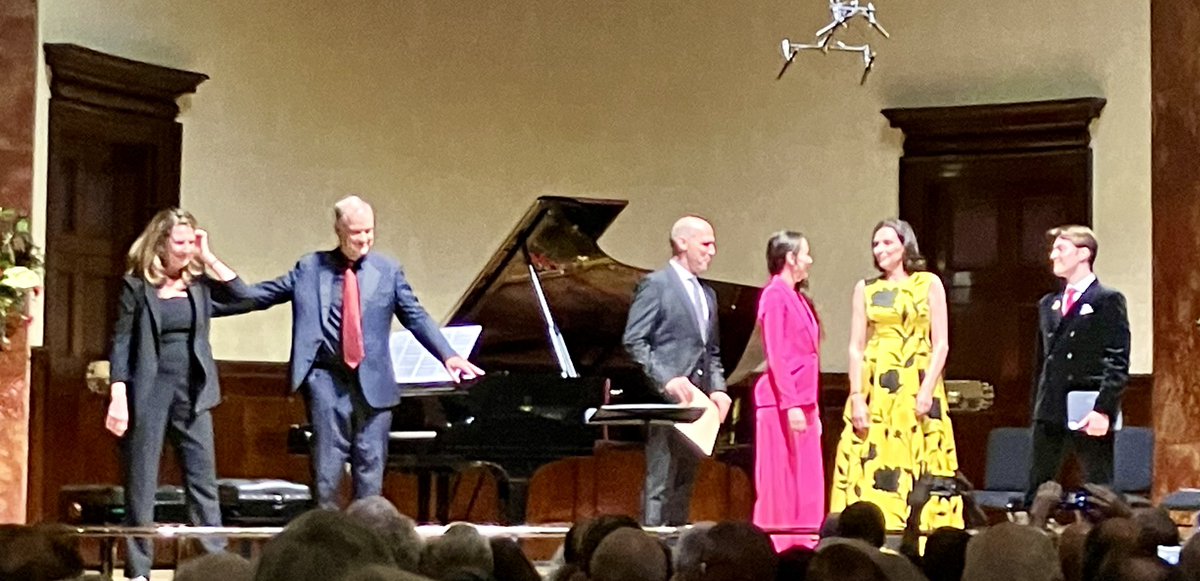 Adrian_Specs's tweet photo. Epic foray into Fauré @wigmore_hall this evening - a thoughtfully programmed journey through the composer’s life with #VéroniqueGens @BarronFleur @laurence_kilsby @Stephdegout #SusanManoff @juliusdrake: quite a band! Every minute a delight. https://t.co/o4GtMkSgle