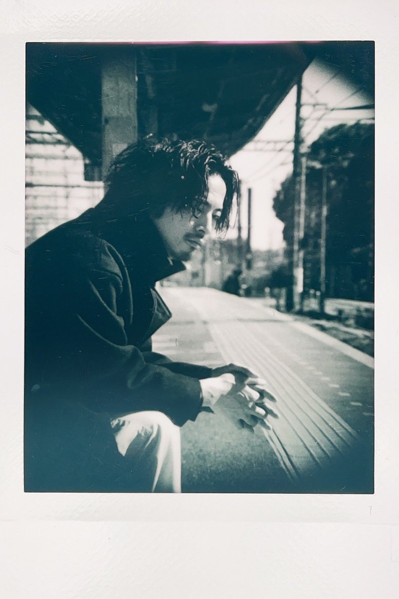 ryoezou's tweet image. 今回使った分のチェキフィルム（instaxmini）の補填完了した。
これからも定期的に補充できそう
ガンガン使えるありがてえ
これから彼岸花と秋桜、秋バラが咲きますね
ポートレートも撮りたいけどモノクロチェキの補充は困難なので困る。。。
#NONSSL42
#チェキ