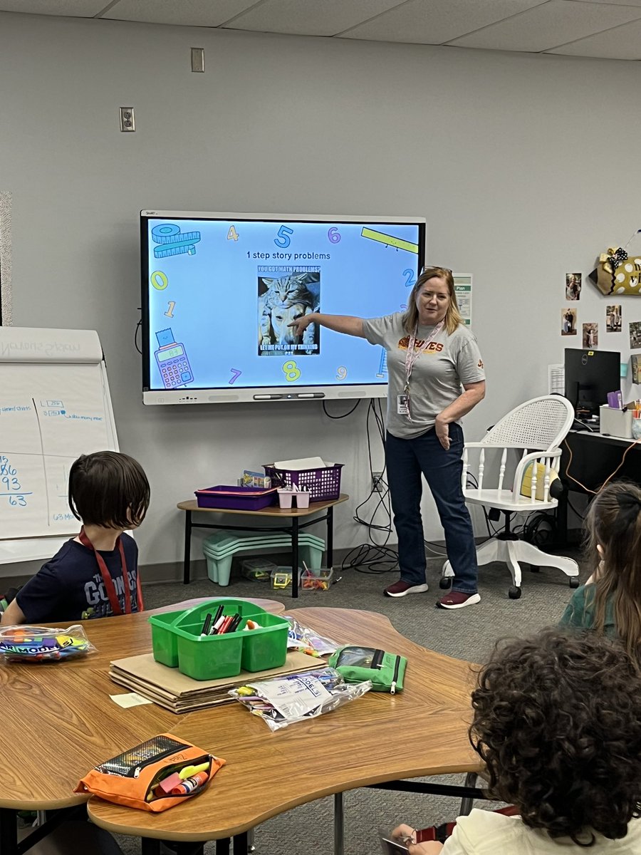 MrsViard's tweet image. It’s the start of Black Fridays!!! Thank you so much Mrs. Black for our lesson using bar models! Makes Fridays so fun! 
#hayes hawks