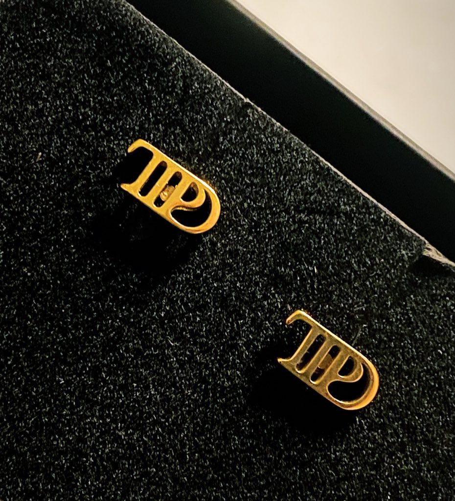 Jman69__'s tweet photo. @taylornation13 My lucky Earrings ✨#SwiftieGoodLuckCharm https://t.co/9FfFJmnFy9