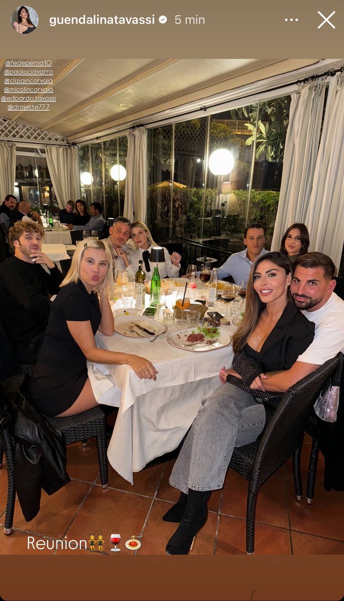 _ary_89's tweet photo. Reunion 😍😍😍😍 #incorvassi #ciavarrini #drojette #cuores https://t.co/DGDB3GjntU