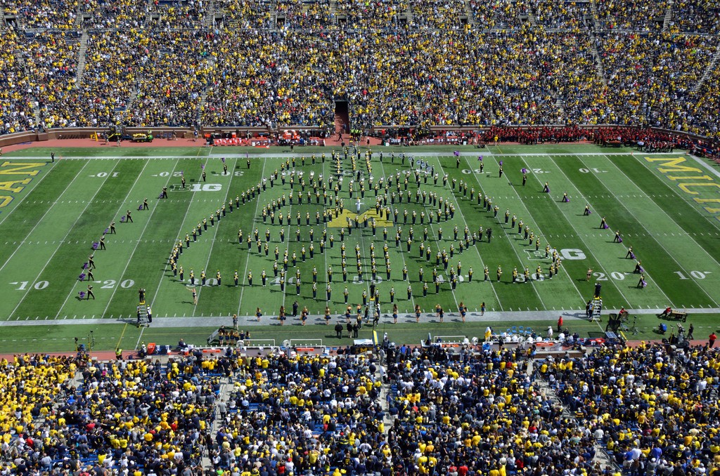 ByAZuniga's tweet photo. The Michigan band is planning to play the Imperial Death March (Darth Vader's theme) when the Michigan Wolverines are on defense tomorrow vs. Arkansas State.

The gesture is in honor of James Earl Jones. https://t.co/kjXq0jHozE