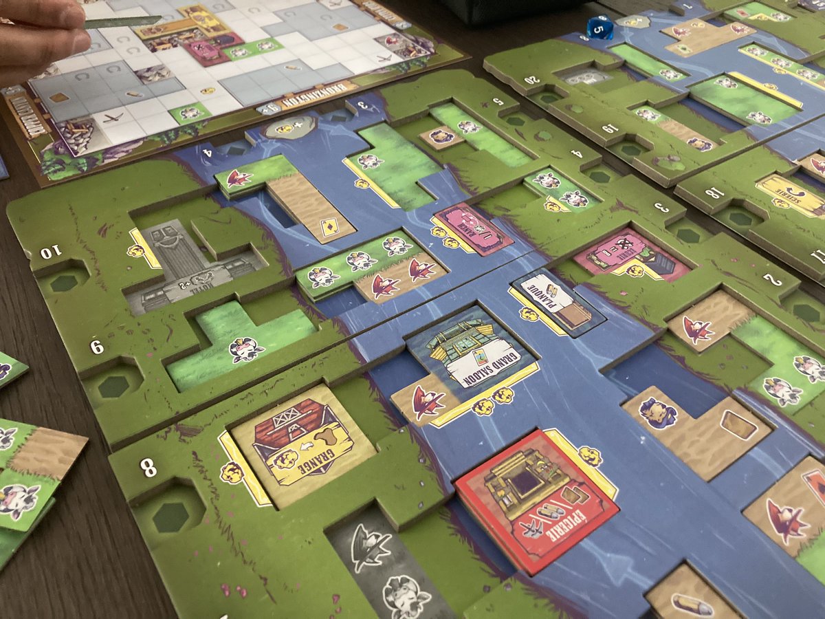Petite partie de Wild Tiled West d’après les recommandations de <a href="/BlogGeekLette/">GeekLette.FR 🎲 et BoardGame.FR 📰</a> 
Et bah c’est vraiment chouette ! A refaire… demain !