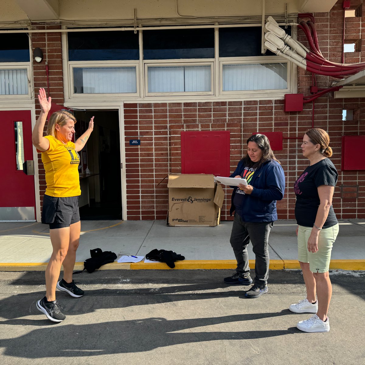 IrvineMathProj's tweet image. Los Nietos 7th grade math teachers exploring ways to teach proportional relationships through IMP Lessons involving making lemonade, doing jumping jacks, utilizing toy cars and more. #EngagedLearning #MathInAction #HandsOnTeaching #STEMFun