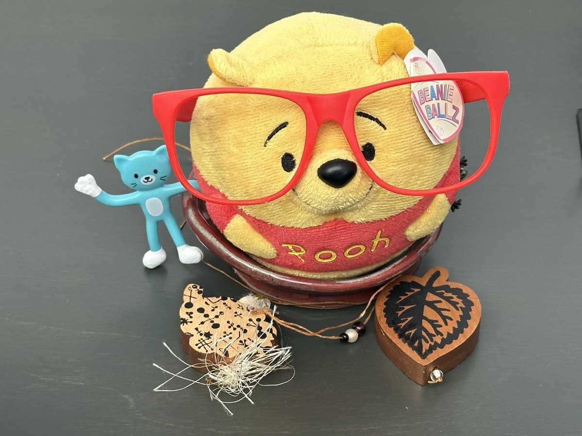 Pooh &amp; Blue are out in Booth B16 at Autumn &amp; Art in Wichita. We will be here until 9 pm this evening.