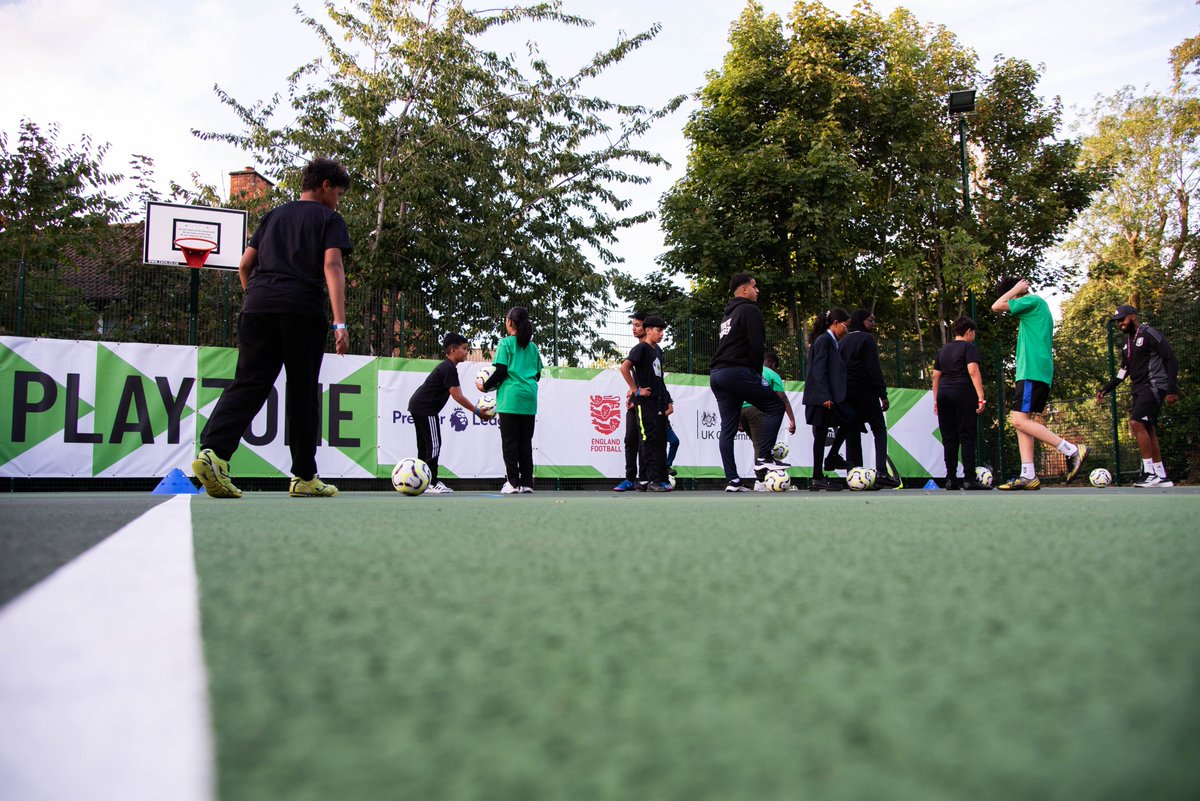 FootballFoundtn's tweet photo. This one's for you, Birmingham. PlayZones has arrived! ⚡️

A safe, inclusive and accessible facility built with your community, for your community 👊 

Funded by the @FootballFoundtn, charity of the @premierleague, @FA and @DCMS in collaboration with @EASPORTSFC 👏
