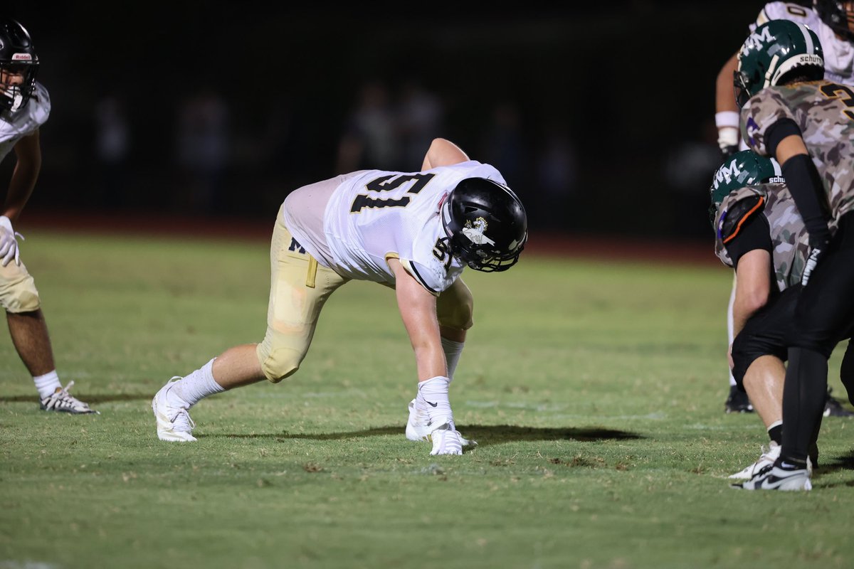 BraydenRettig's tweet photo. Taking on the Knights at 7 tonight @MonticelloHigh #RollStangs @MHSMustangfball https://t.co/EcHcpXETmX