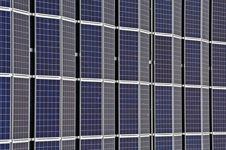 erbabrianza's tweet photo. Solare fotovoltaico, Greenvolt vende un portafoglio a Nuveen https://t.co/weOTvDBkAi https://t.co/yi05KR5264