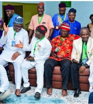 2002Idris's tweet image. 