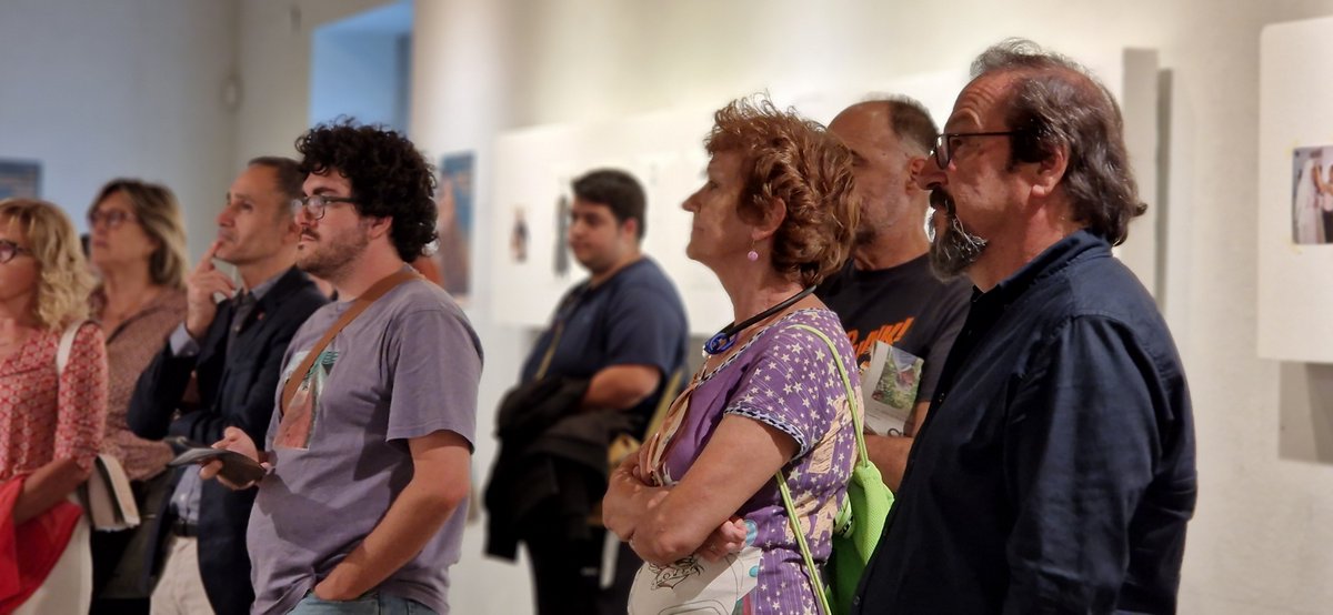 La 24ª Muestra de Cine Realizado por Mujeres de Huesca valora el diseño de vestuario con la labor de Arantxa Ezquerro. La aragonesa no ha podido asistir pero ha enviado un mensaje en el que ha destacado la importancia de su profesión
👇👇👇
eldiariodehuesca.com/cultura/24a-mu…
