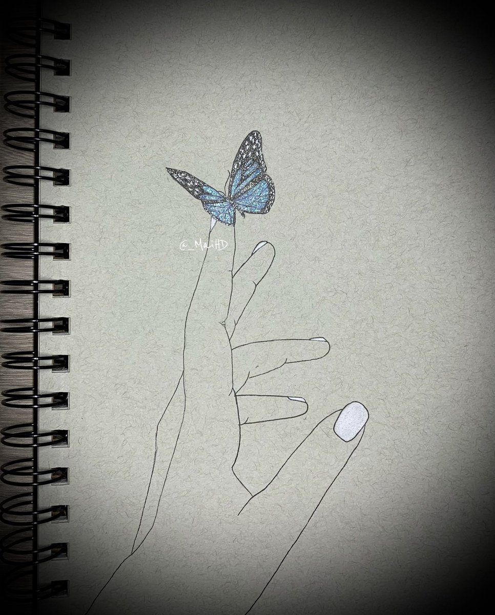 _MaiHD's tweet photo. "أرقُّ من جنحِ فراشة" ..🦋🤍! https://t.co/iB7iXM4IUh