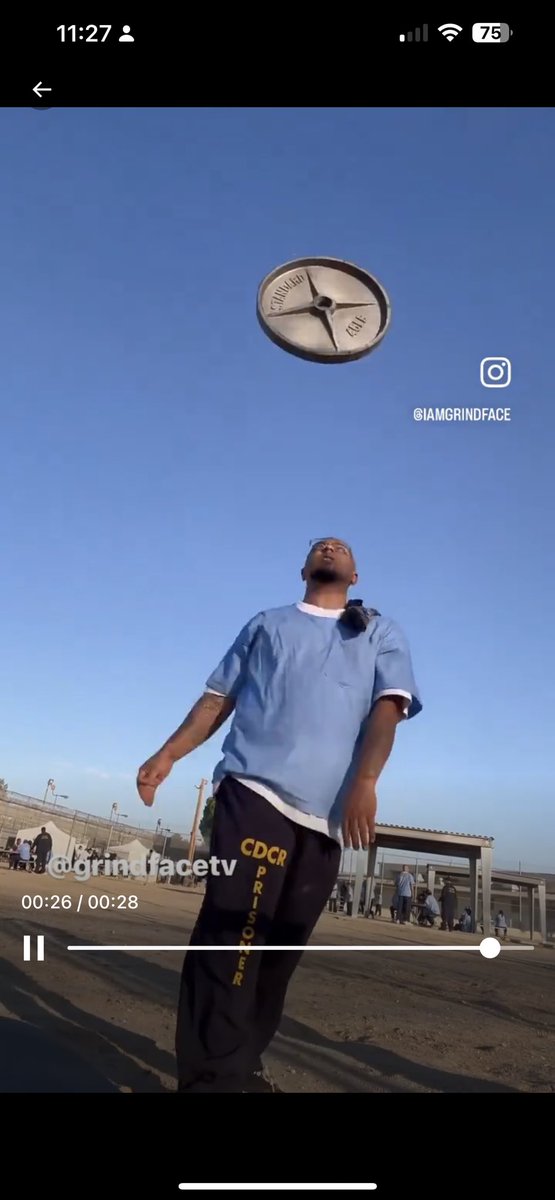 ELIPME's tweet image. 😂😂😂😂