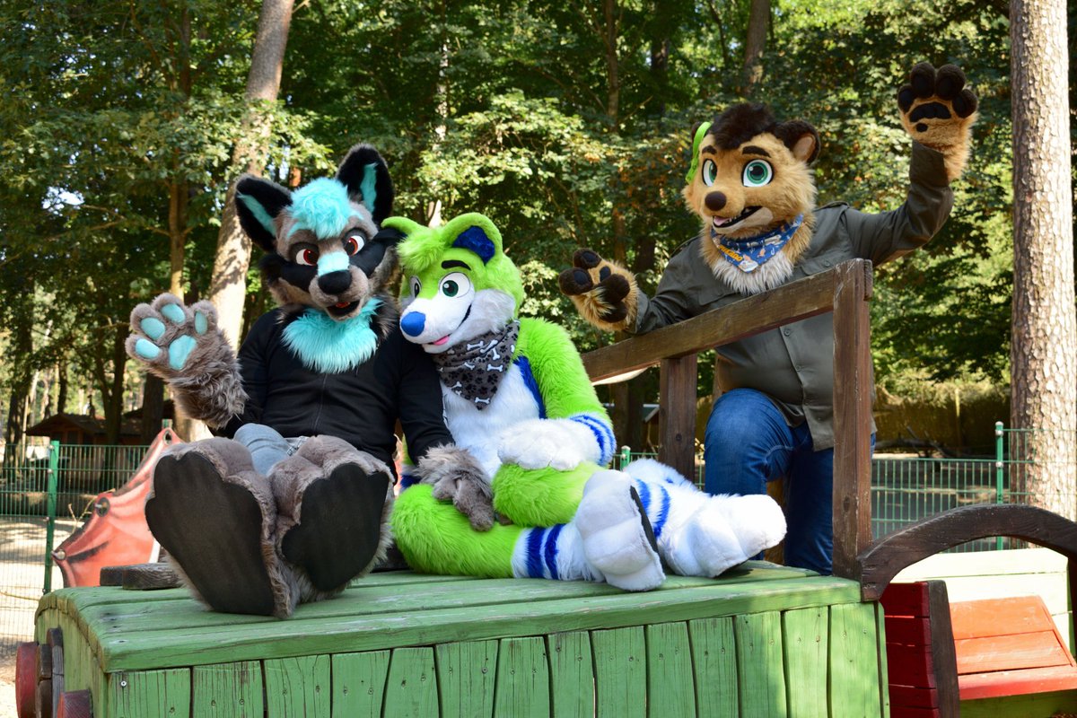 Mikado99 (@mrmikado99) on Twitter photo Drivin' with <a href="/KatyroFox/">Katyro π¦ π FWA</a> & <a href="/Lytrox/">Lytrox γ</a> πΊ #FursuitFriday
πΈ <a href="/Lotytus/">Lotytus</a>
π Freizeit-Land Geiselwind <a href="/2Pfoten/">Freunde auf 2 Pfoten e. V.</a> Drivin' with <a href="/KatyroFox/">Katyro π¦ π FWA</a> & <a href="/Lytrox/">Lytrox γ</a> πΊ #FursuitFriday
πΈ <a href="/Lotytus/">Lotytus</a>
π Freizeit-Land Geiselwind <a href="/2Pfoten/">Freunde auf 2 Pfoten e. V.</a>