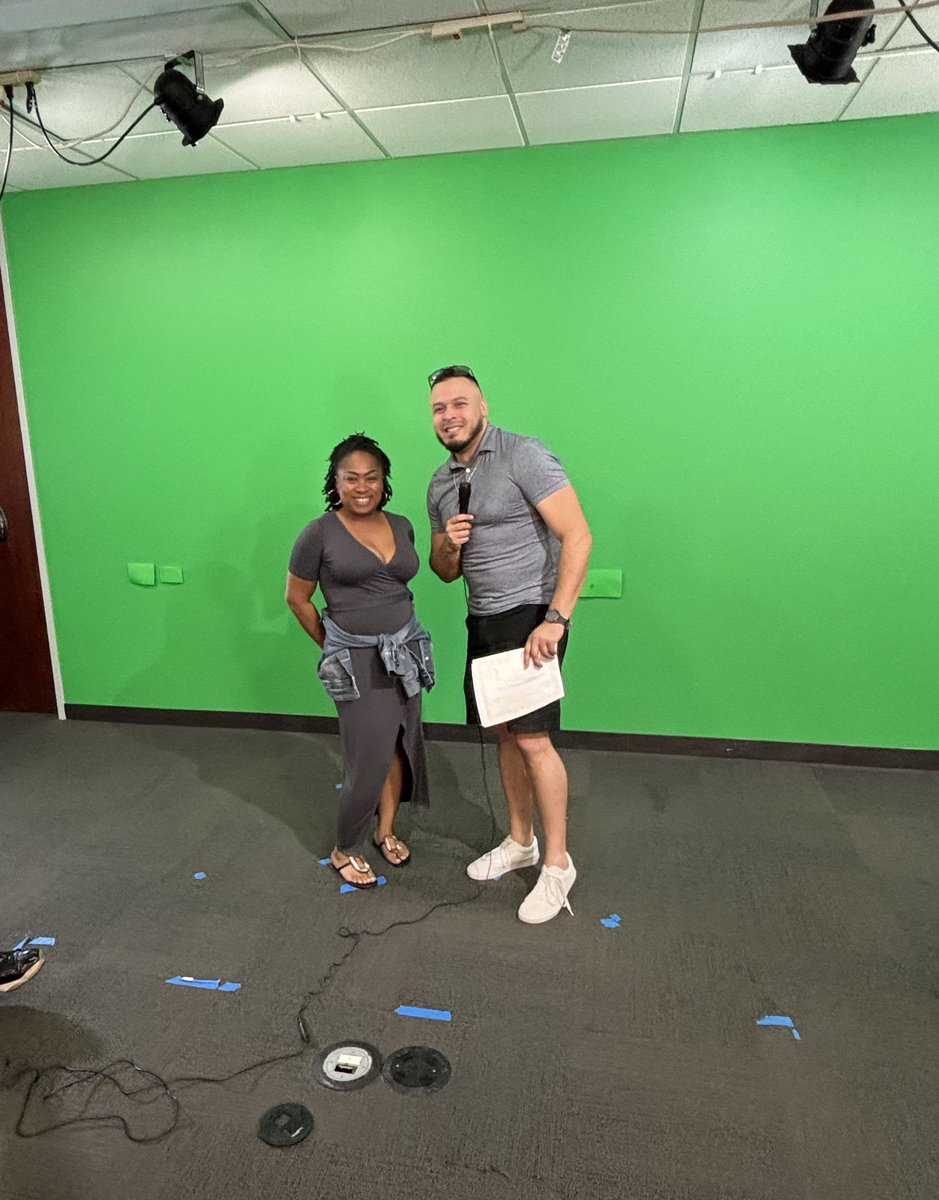 ilmediaschool's tweet photo. 🎙️🎥🔥 The IMS Talent Show (O’hare Campus) was a success! Congrats to our winner Erika Smith who will be representing the o’hare campus! A lot of awesome talent was displayed last night! Thank you to our judges! See you at the next one!
#iamims #radio #tv #talentshow https://t.co/GQM1oP8gSK