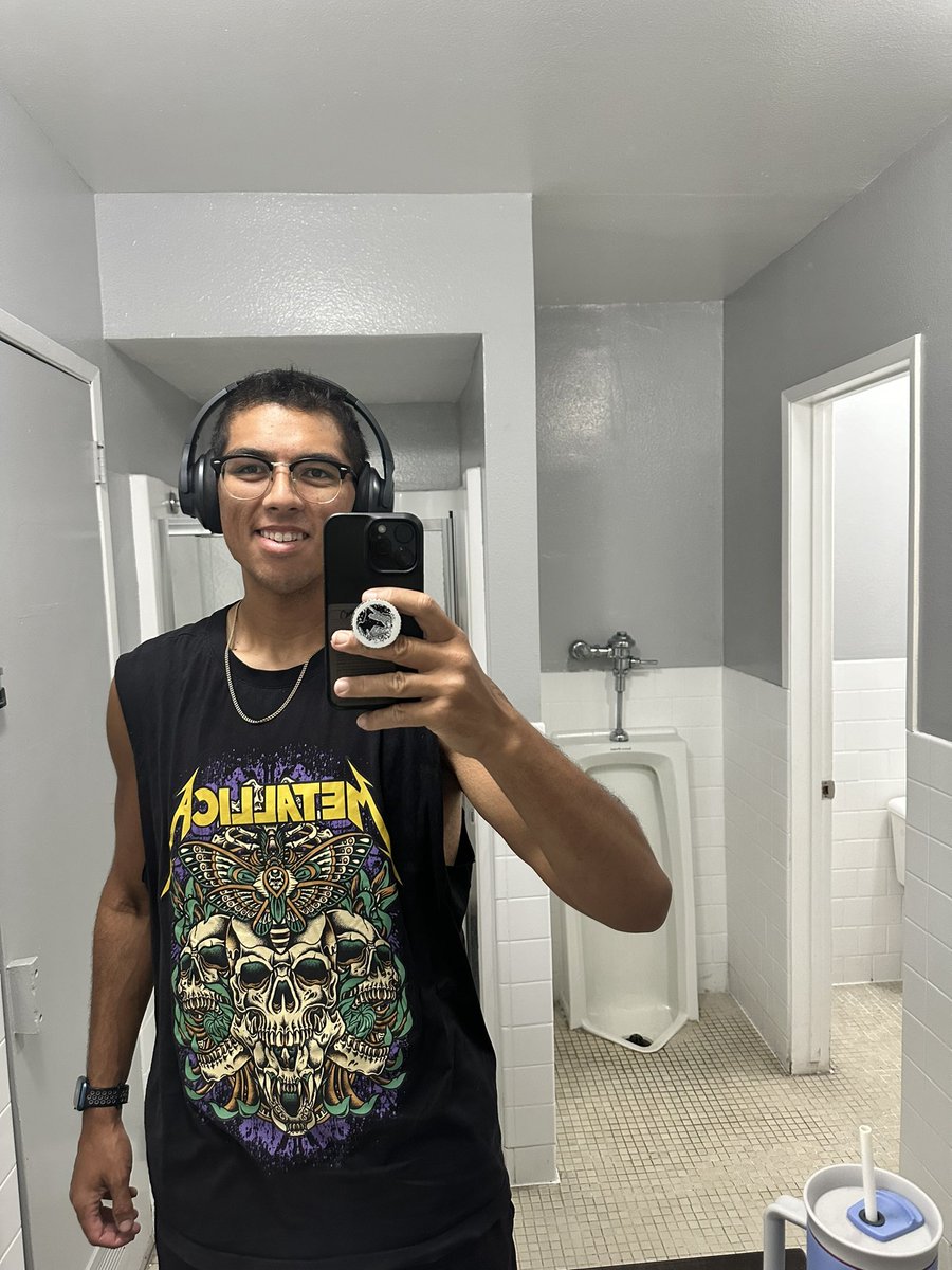 Same bathroom, 2 years apart