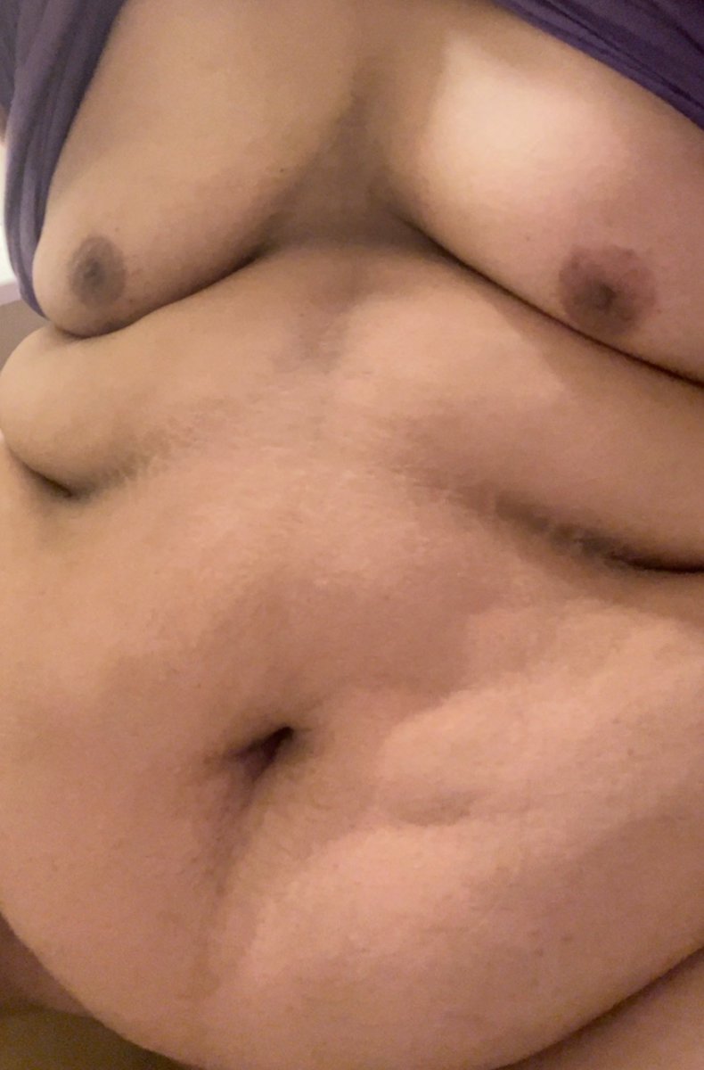 big_wolf45's tweet photo. Mid-day belly https://t.co/nOntPguQzs
