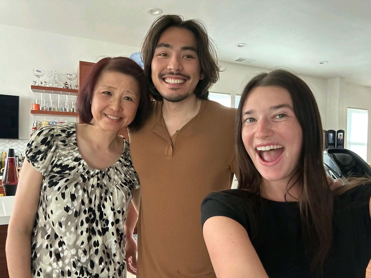 evacoon's tweet image. Sometimes you take a little loss of a game called Survivor for a much bigger gain in real life!! ♥️  Got a family visit from a Probst 😄.  What an unexpected turn of exciting events!! We love and are very happy to see Austin and the beautiful Amanda together! 🥰
#Survivor