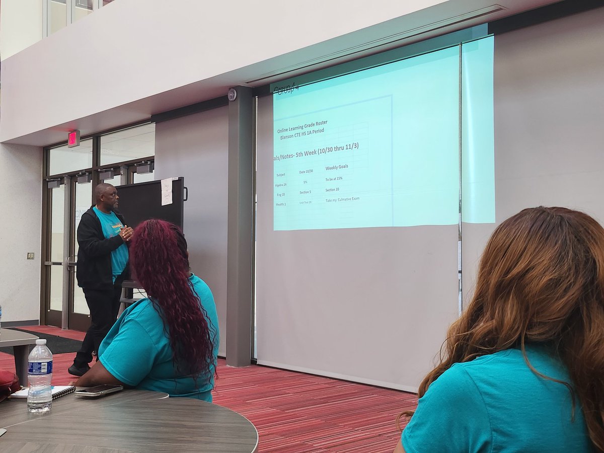 M.I.Price tweet media