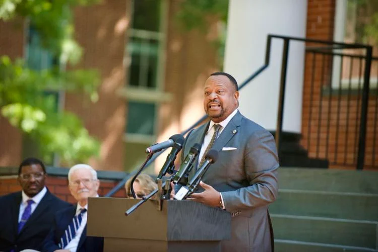 HowardLawDC's tweet photo. HUSL @DeanFairfaxEsq called Charles Hamilton Houston "the most consequential lawyer of the 20th century" at a courthouse naming in Leesburg, VA. Read more: https://t.co/rlzzA0FsnH https://t.co/kHeYfPthAf