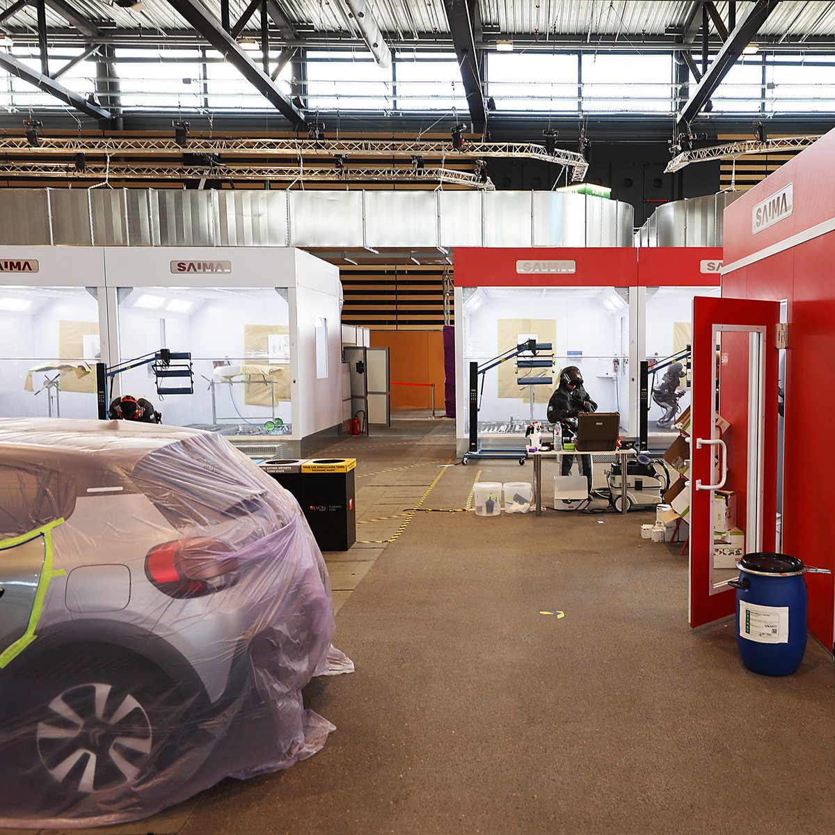 WorldskillsJ's tweet image. 第47回技能五輪国際大会 DAY3！
#車体塗装 #CarPainting
#WorldSkills #WorldSkillsJapan #技能五輪国際大会 #WSC2024