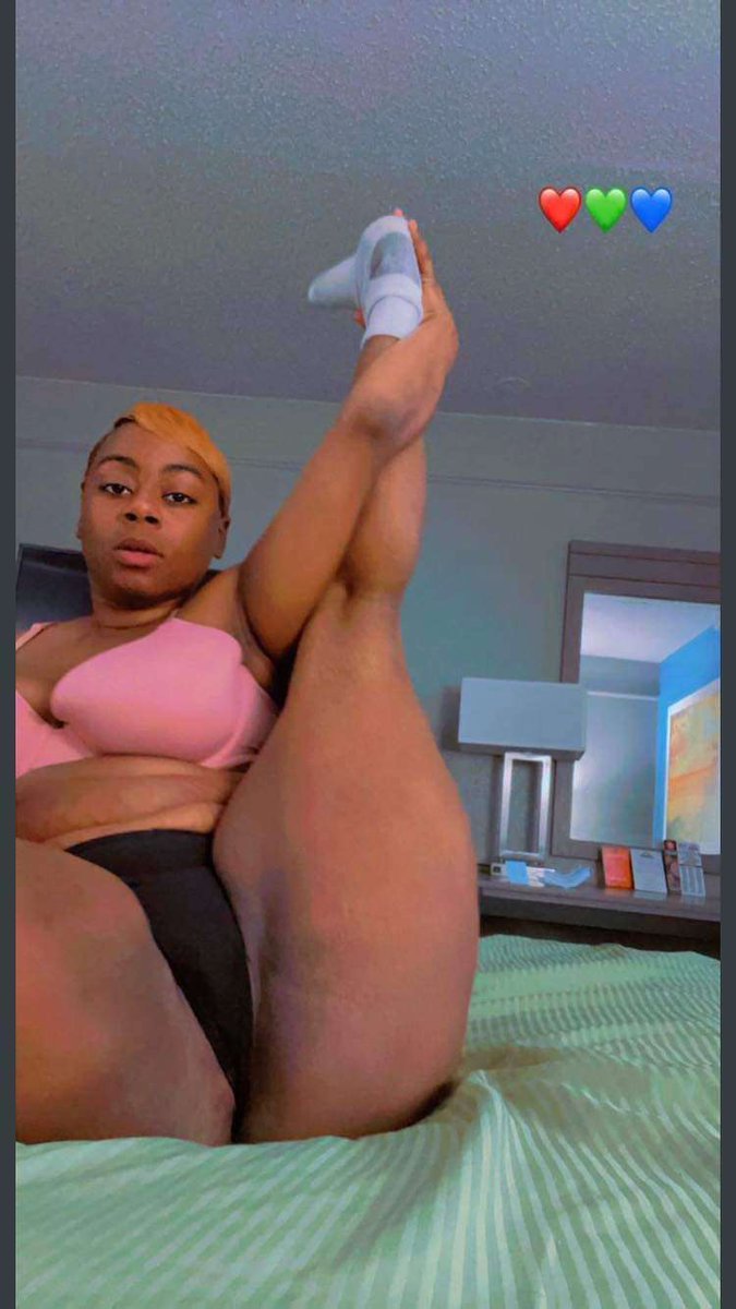 Lilly66457629's tweet photo. Any real buyers help really needed💦😩
#sellingcontent #dickrate #nudes #cockrate #nsfw #bigdick #taboo #sext #findom #horny #dick #rate #gfe #sugardaddy #thick #session #facetime #cumtribute #custom #cock #nsfwtwt #videocall #feet #buyingcontent #venmo #boobs #tit https://t.co/zmT0I14HVb