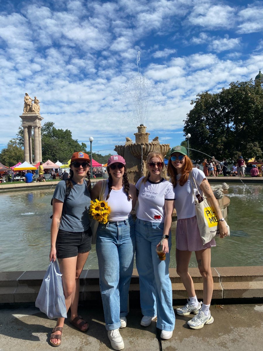 Last month, our Sustainability ERG hosted a Farmer's Market BINGO, rewarding team members for supporting local markets and eco-friendly habits. Thanks to all who joined! 🧑‍🌾💐🌭 #Sustainability #ERG #PlanOmatic #CompanyCulture #FarmersMarket