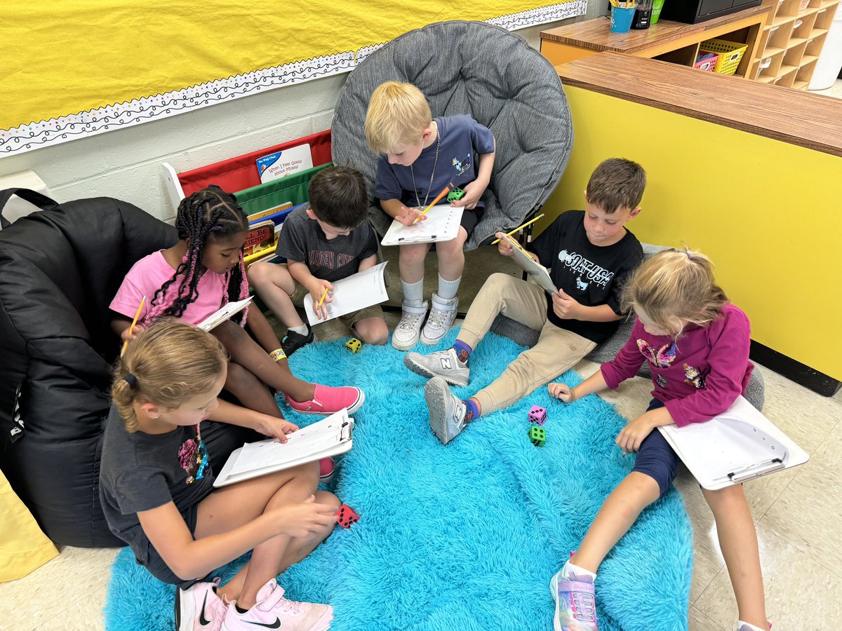 TBeamerGC's tweet image. 🍎 First Graders in the Dukeman class @EADukeman at Locust @LocustGC wasted NO TIME getting back to math centers! They played ☑️ Check It Off to practice some addition facts. @votae_eileen @IllustrateMath @CCardellaGC