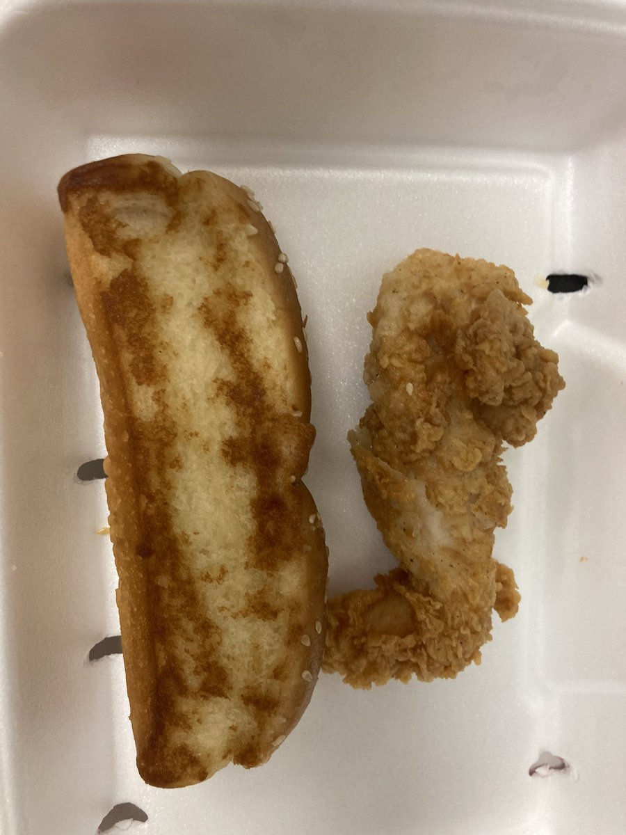 robofthunder's tweet photo. @raisingcanes Got a bread today that was smashed. Looks about the same size as a chicken strip. Also, they forgot my ketchup. Interesting 🤔 https://t.co/XK3SksAnTB
